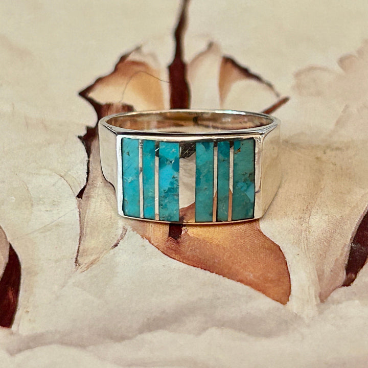 Kingman Turquoise Ring: Sterling Silver Gemstone, Unisex Design
