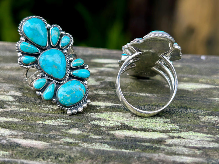Kingman Turquoise Sterling Silver Ring: Southwestern Flower Cluster