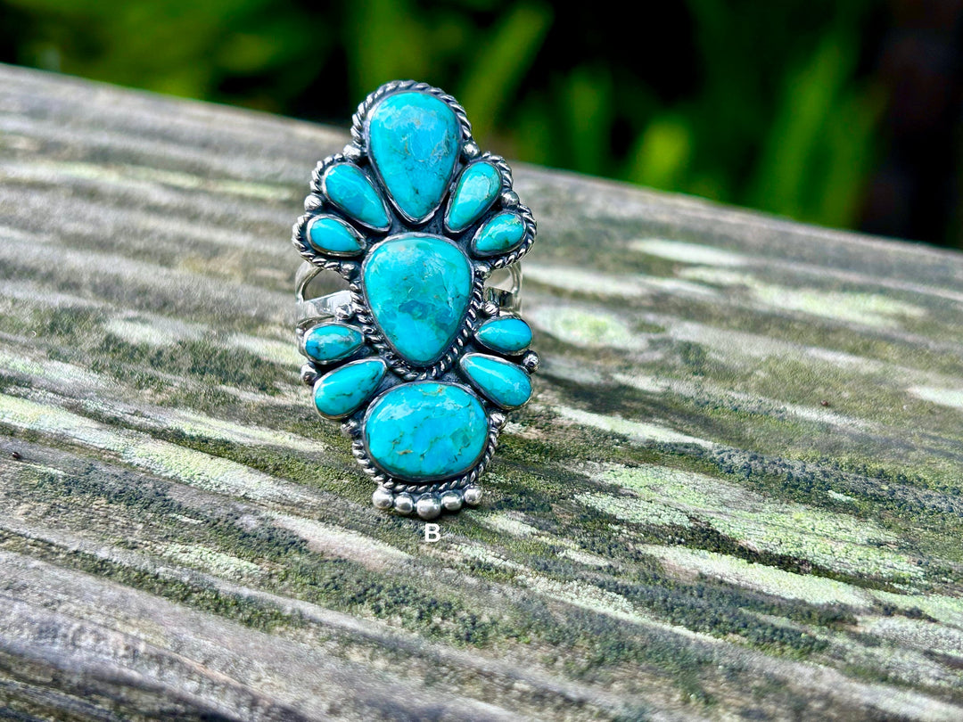 Kingman Turquoise Sterling Silver Ring: Southwestern Flower Cluster