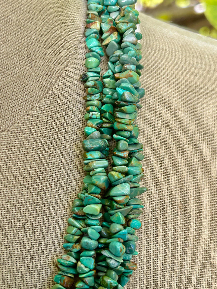 Kingman Turquoise Nugget Necklace: Vintage Navajo Handmade