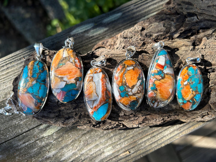 Turquoise Spiny Oyster Pendant Necklace: Sterling Silver Chain