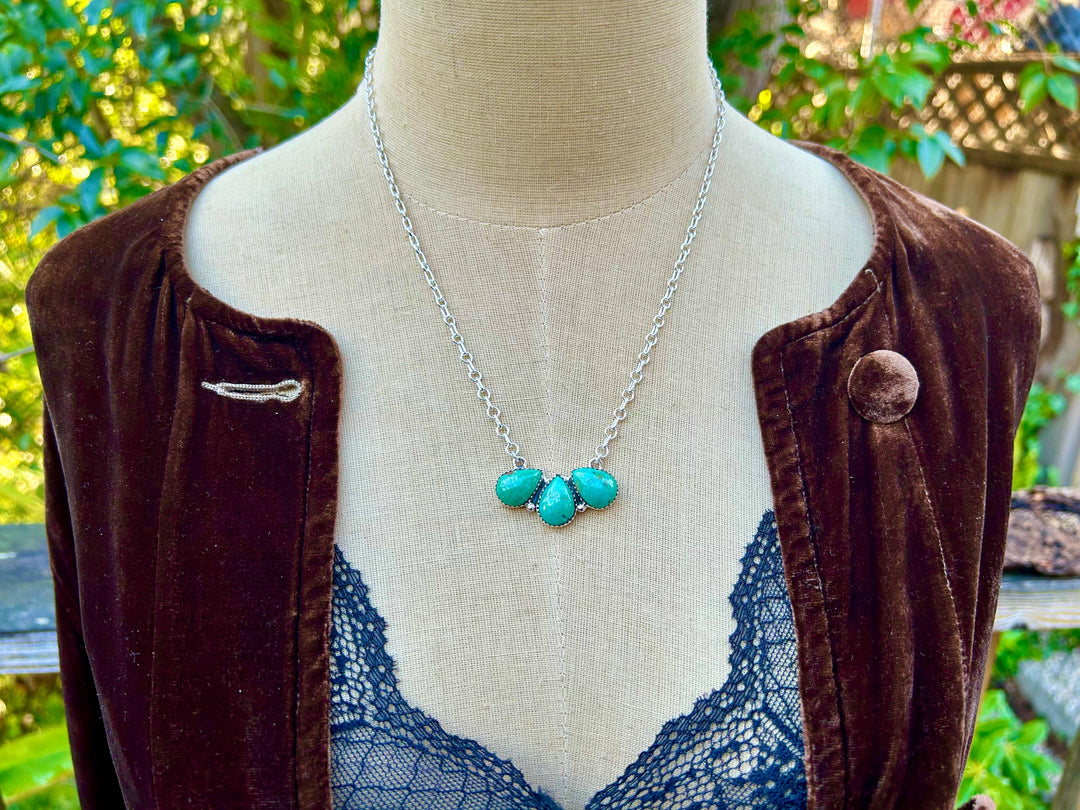 Sterling Silver Kingman Turquoise Pendant Necklace - Teardrop Cluster